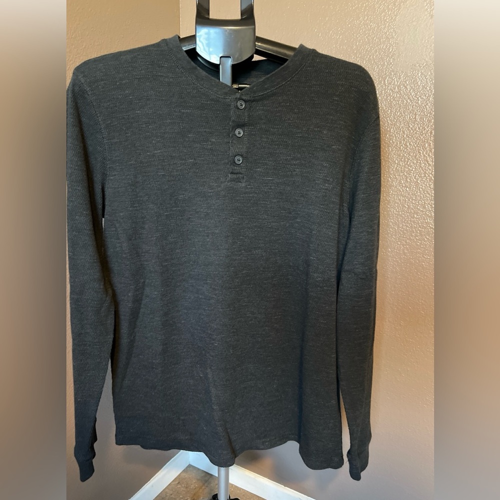 NWOT- Men's Gray Henley Shirt